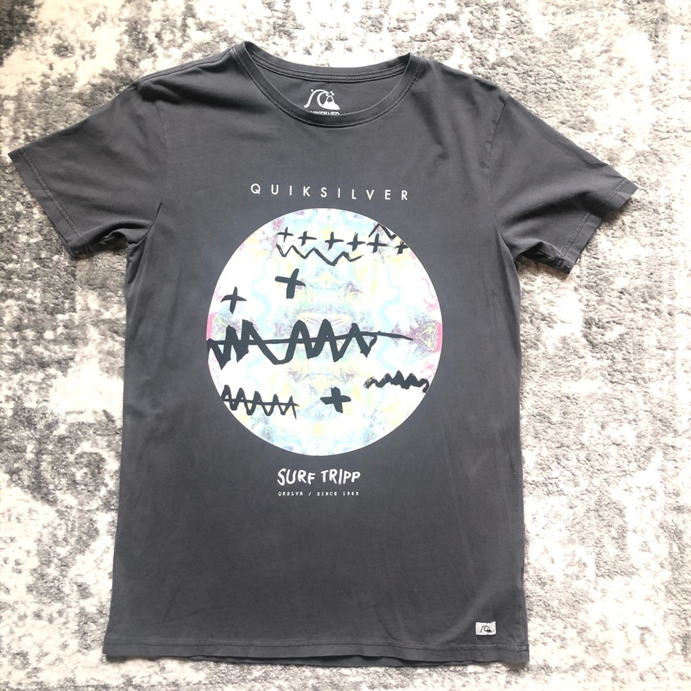 QUIKSILVER SURF TRIPP MENS T SHIRT SIZE MEDIUM M